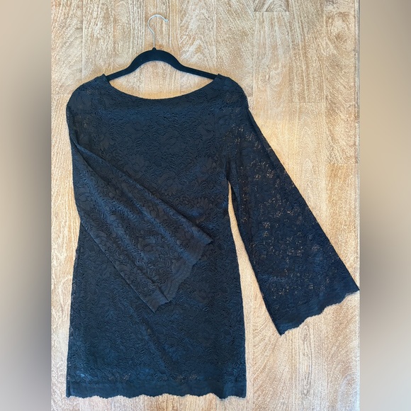 Audrey 3+1 Black Lace Sheath Mini with Belled Sleeves - Picture 6 of 10